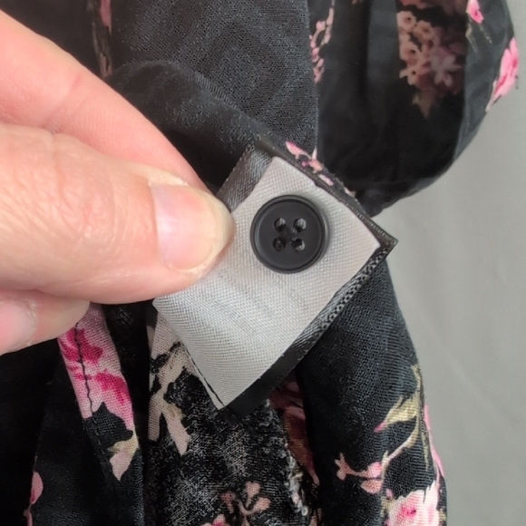 Floral Black and Pink Women's Top - Picture 6 of 6